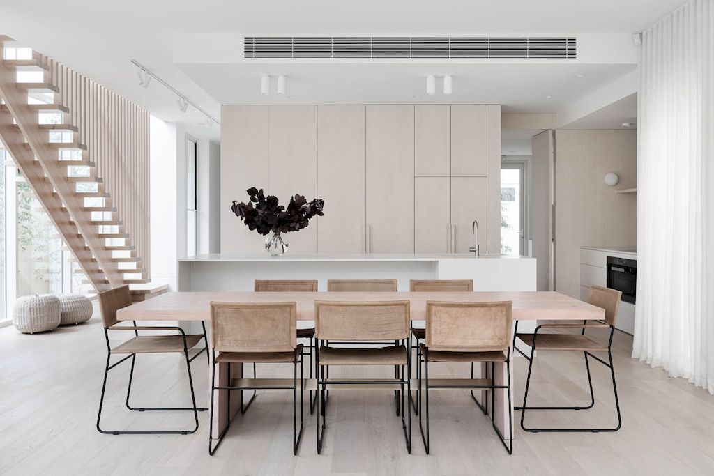 A-Modern-Family-Home-Kellett-Street-House-by-C.Kairouz-Architects-16