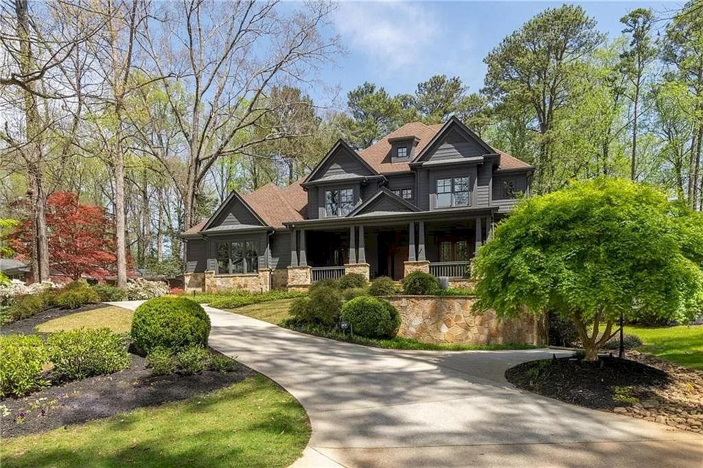 The Estate in Georgia is a luxurious home enjoying a cool and peaceful vibe with outstanding modern lines now available for sale. This home located at 3117 W Roxboro Rd NE, Atlanta, Georgia; offering 06 bedrooms and 06 bathrooms with 5,031 square feet of living spaces. 