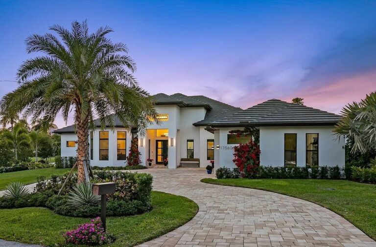 5,349,000 Brand New Custom Home in Tequesta with high end finishes