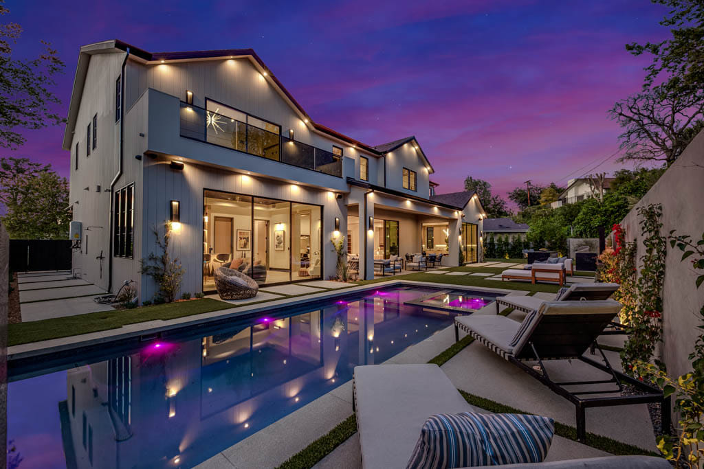 The Home in Encino is a brand new resort style estate with a large open floor plan generates an ideal flow for indoor outdoor living now available for sale. This home located at 4050 Contera Rd, Encino, Los Angeles, California;