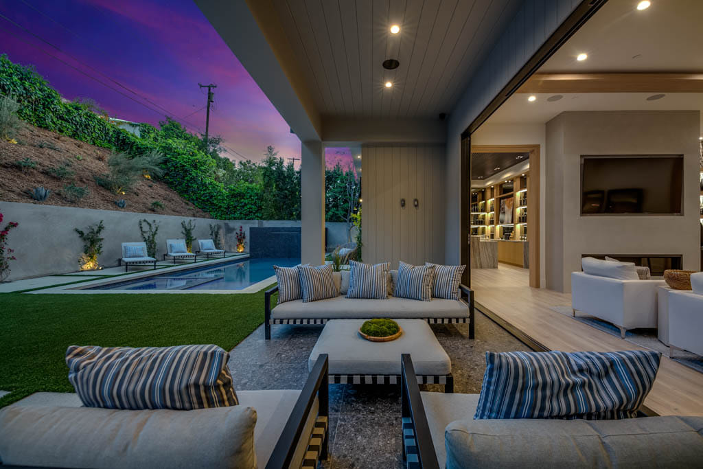 The Home in Encino is a brand new resort style estate with a large open floor plan generates an ideal flow for indoor outdoor living now available for sale. This home located at 4050 Contera Rd, Encino, Los Angeles, California;