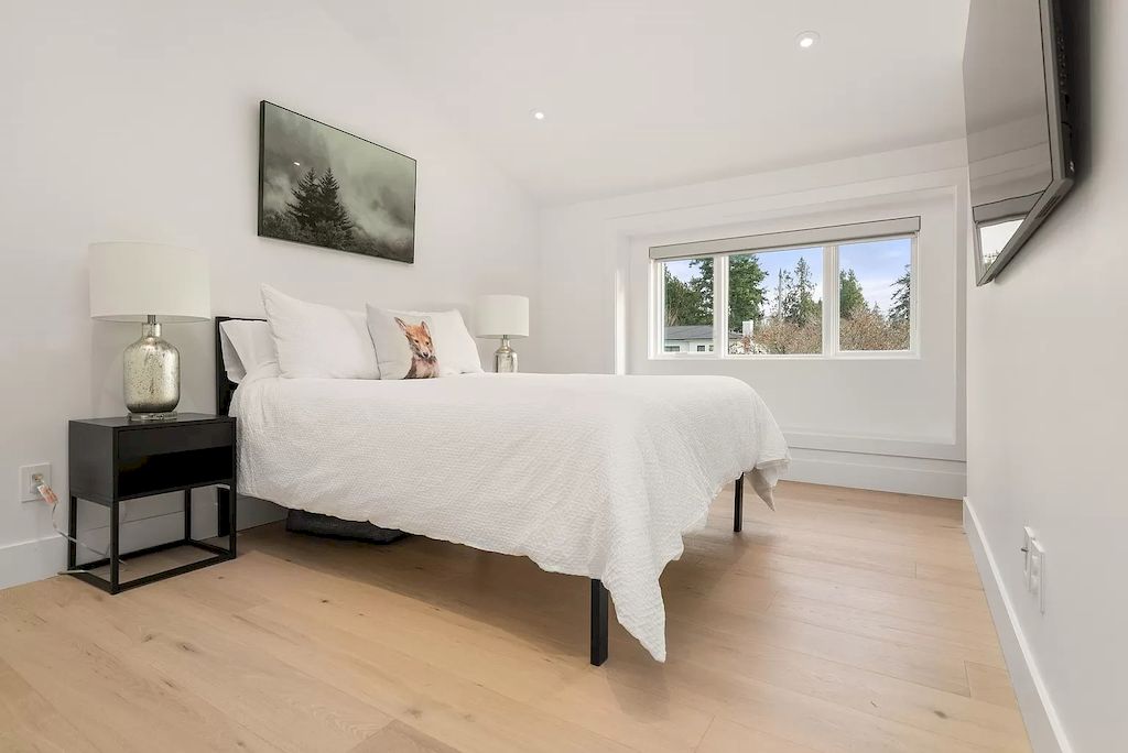 The Property in Vancouver is a spectacular luxury home has the convenience of today’s most up-to-date technology, now available for sale. This home located at 6145 Collingwood St, Vancouver, BC V6N 1T5, Canada