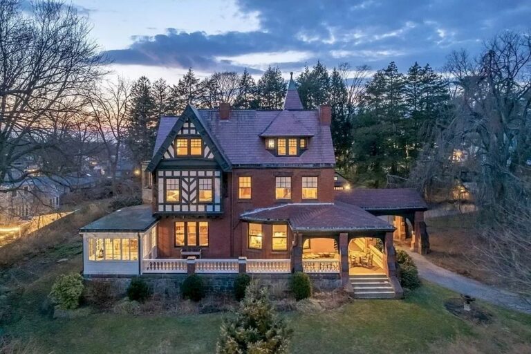 Exquisite Shingle Style Residence of Superb Design and Premier Architecture in Massachusetts Listed at $3,700,000