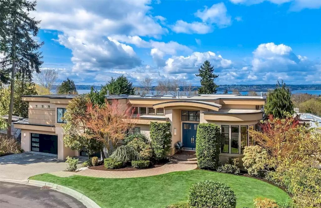 The Estate in Washington is a luxurious home with breathtaking views of mountains, lake, city lights and stunning sunsets now available for sale. This home located at 7537 115th Place NE, Kirkland, Washington; offering 04 bedrooms and 04 bathrooms with 4,750 square feet of living spaces.