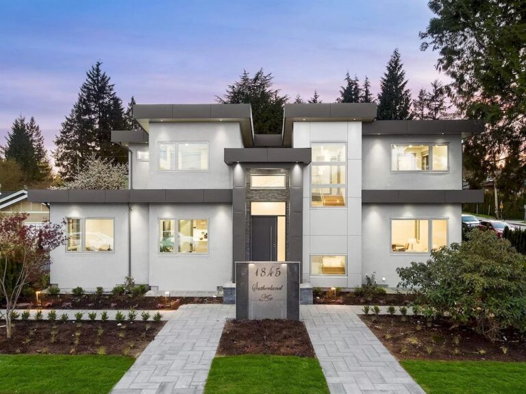 Luxury & Tranquility Meet in This C$4,298,000 Brand New House in North Vancouver