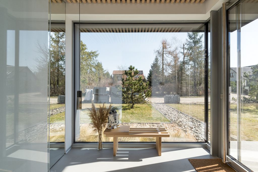 Ode to Nature House to Ensure Privacy in Poland by Milwicz Architekci