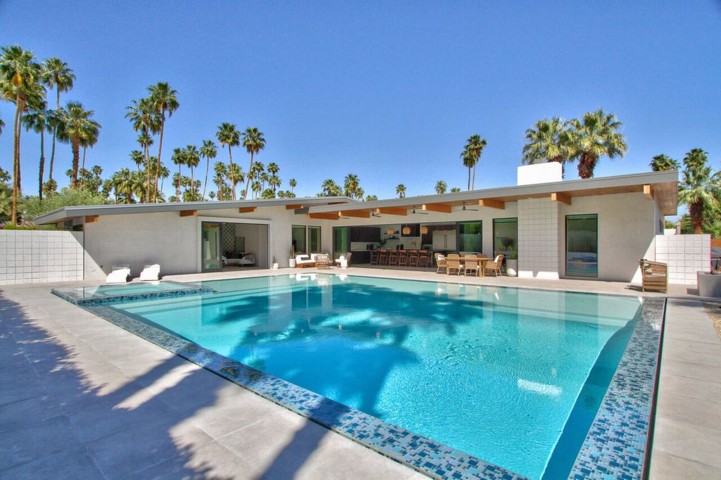 Perfect-Mid-Century-Pool-Home-In-Palm-Springs-with-The-Highest-Level-of-Finish-Aiming-for-3700000-22