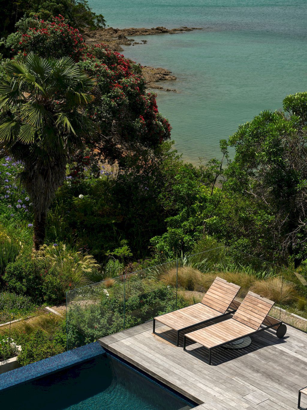 Private island home Mahuika in New Zealand by Daniel Marshall Architects