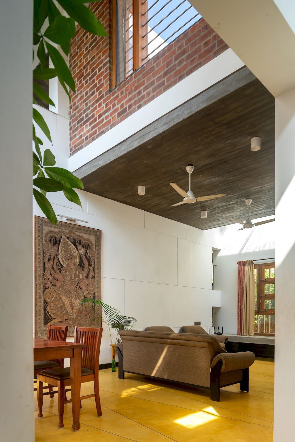 Rooted House, a simple yet bold aesthetic in India by Triple O Studio