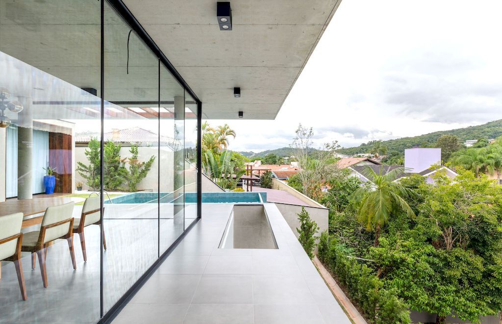 SR-Residence-with-Simply-Architecture-by-Voo-Arquitetura-e-Engenharia-22