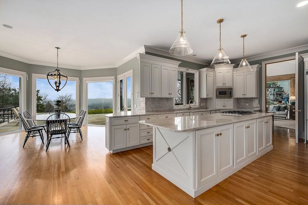 The Home in Tennessee is a luxurious home equipped with professional appliances and endless design touches now available for sale. This home located at 135 Steeplechase Ln, Nashville, Tennessee; offering 04 bedrooms and 08 bathrooms with 8,950 square feet of living spaces.