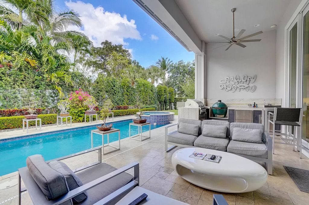 The Home in Boca Raton is a spacious transitional property located in the heart of Boca Raton's most desirable downtown area now available for sale. This home located at 299 NE 6th St, Boca Raton, Florida;