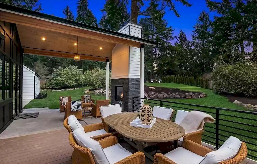 The Estate in Washington is a luxurious home enjoying an open floor plan with custom lighting and high-end finishes throughout now available for sale. This home located at 2003 102nd Place SE, Bellevue, Washington; offering 07 bedrooms and 08 bathrooms with 6,252 square feet of living spaces.