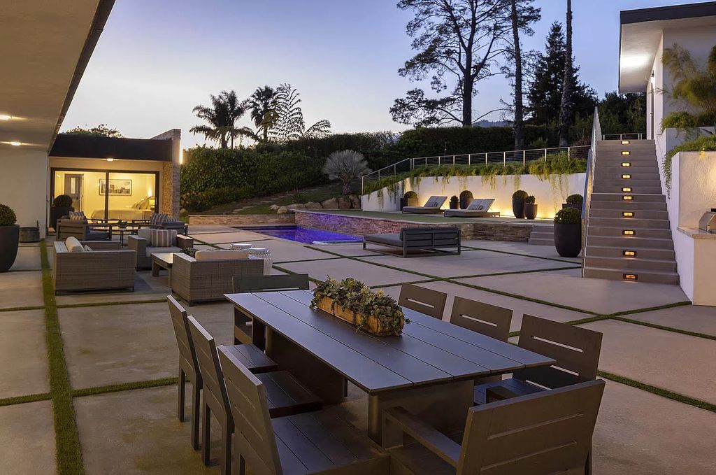 The Home in Santa Barbara is a newly renovated single level residence offer incredible entertainment areas now available for sale. This house located at 1010 Cima Linda Ln, Santa Barbara, California