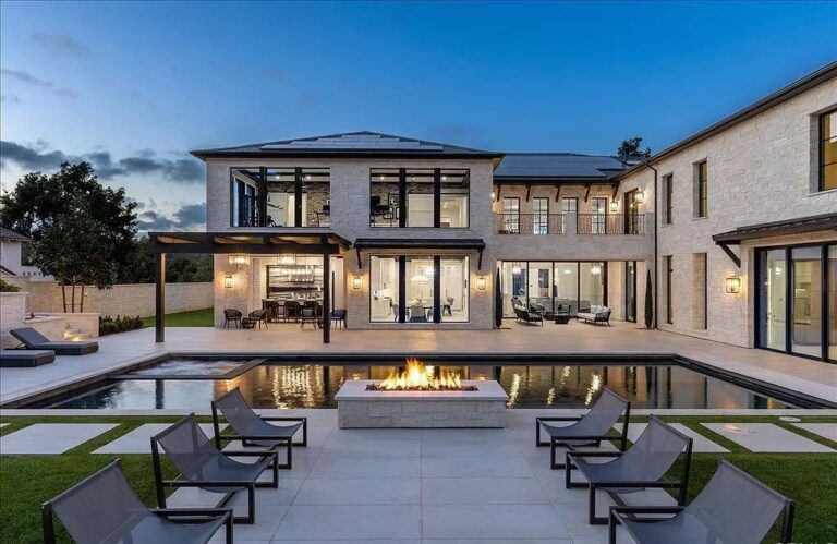 This $16,495,00 Newly Built Home in Rancho Santa Fe offers Elevated Living with Exquisite Bespoke Designer Finishes