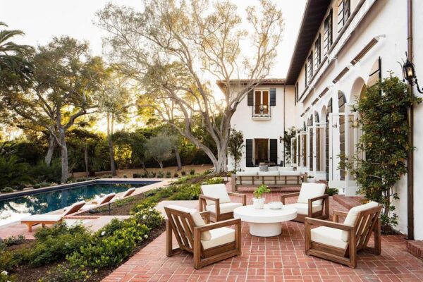 This Spanish Colonial Revival Home in Santa Barbara offers Luxe Modern ...