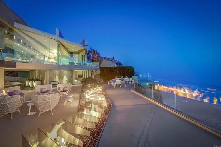 This $23,500,000 Iconic Architectural Home in Encinitas is An Ideal Combination of Ultimate Luxury and Coastal Living