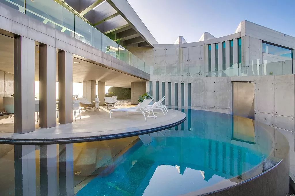 This-23500000-Iconic-Architectural-Home-in-Encinitas-is-An-Ideal-Combination-of-Ultimate-Luxury-and-Coastal-Living-23