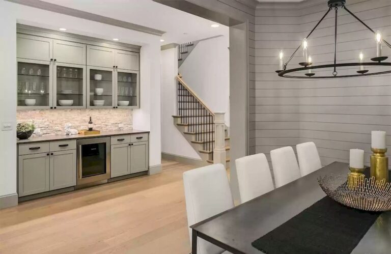 This $4,898,990 Stunning Estate in Washington Features Spectacular Chef ...