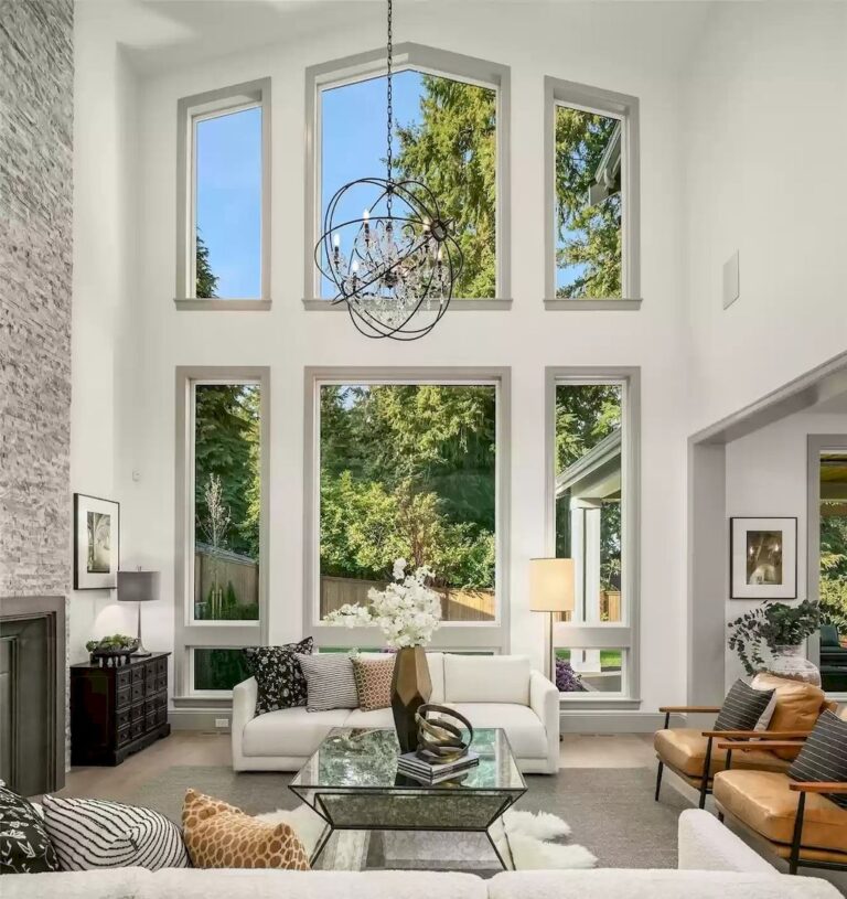 This $4,898,990 Stunning Estate in Washington Features Spectacular Chef ... - Luxury Rentals With Top-Of-The-Line Appliances