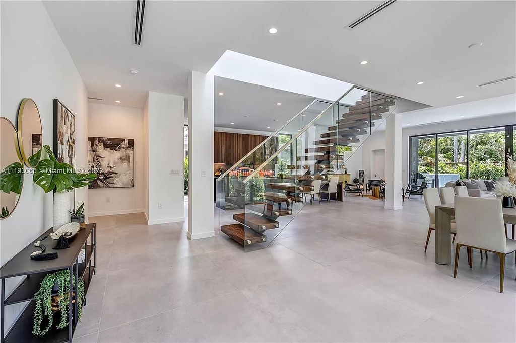 This-5195000-Brand-New-Construction-Home-in-Miami-was-Built-with-Top-of-The-Line-Finishes-11