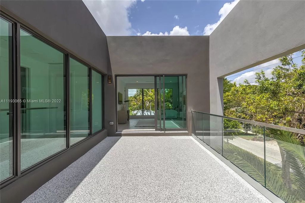 This-5195000-Brand-New-Construction-Home-in-Miami-was-Built-with-Top-of-The-Line-Finishes-4