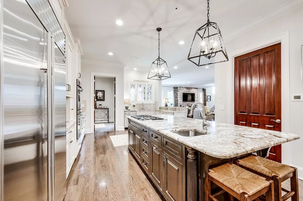 The Home in Tennessee is a luxurious home offering a resort style environment now available for sale. This home located at 6028 Hillsboro Pike, Nashville, Tennessee; offering 07 bedrooms and 09 bathrooms with 10,352 square feet of living spaces.