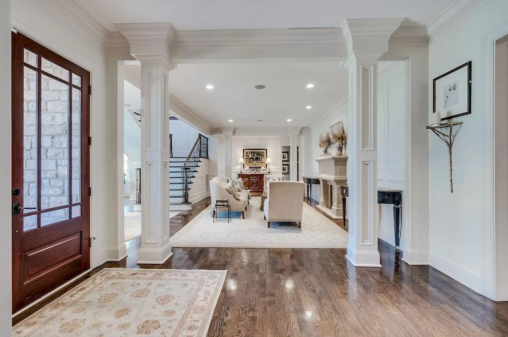 The Home in Tennessee is a luxurious home offering a resort style environment now available for sale. This home located at 6028 Hillsboro Pike, Nashville, Tennessee; offering 07 bedrooms and 09 bathrooms with 10,352 square feet of living spaces.