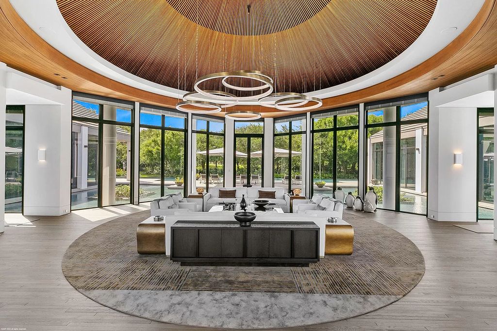 This-55000000-Jupiter-Signature-Mansion-is-Truly-One-of-the-Finest-Properties-in-The-Northern-Palm-Beaches-11