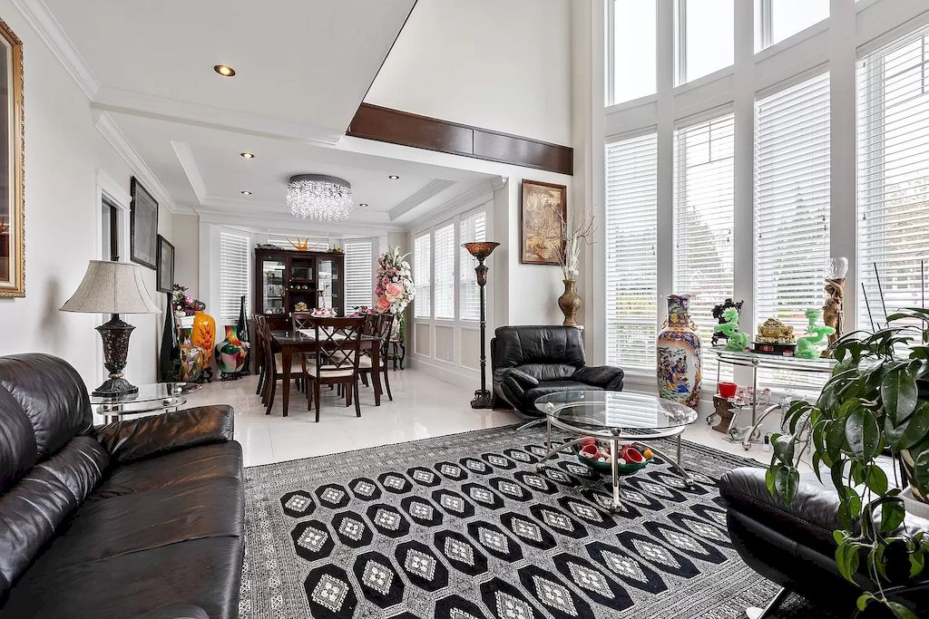 The Home in Surrey is a luxurious home with an opulent double height ceiling now available for sale. This home located at 16452 93a Ave, Surrey, BC V4N 5S3, Canada