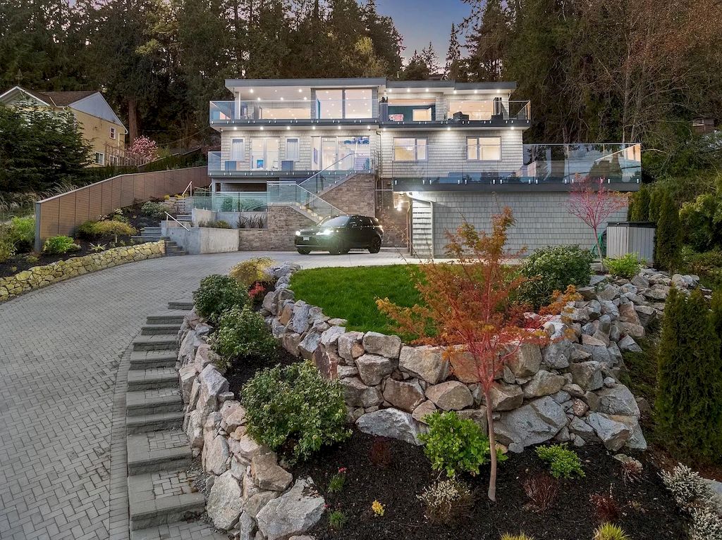 The House in West Vancouver is brilliantly designed ocean view residence was created by renowned designer Karla Dreyer, now available for sale. This home located at 4701 Piccadilly S, West Vancouver, BC V7W 1J8, Canada
