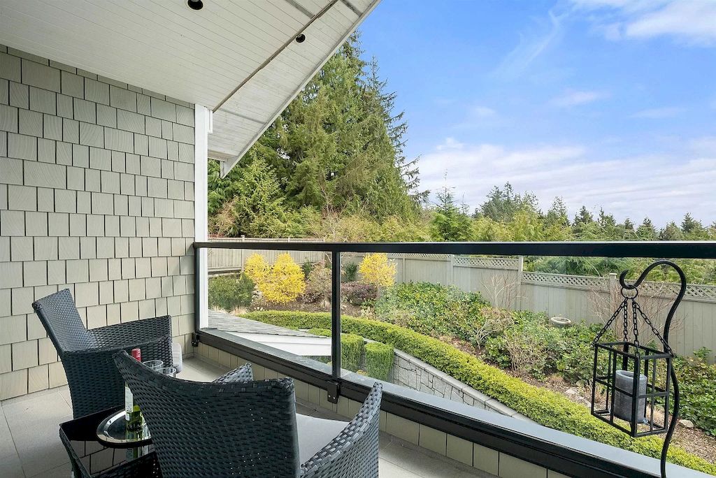 The Home in North Vancouver has a fully integrated modern home with exquisite design, now available for sale. This home located at 528 Alpine Ct, North Vancouver, BC V7R 2L6, Canada