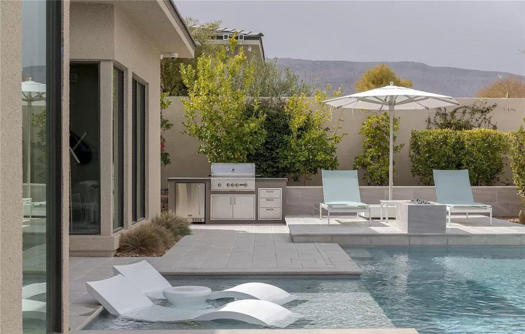  Stunning Desert Contemporary Luxury House in Nevada asks for $3,580,000