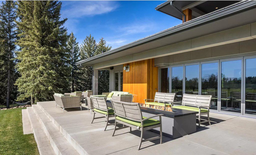 Spacious House in Colorado has incredible mountain views for Sale at $5,650,000