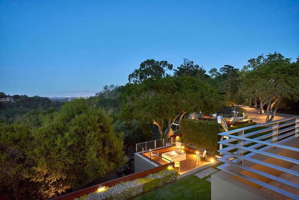 The Silicon Valley Home is a three-story dwelling with its sculptural massing of rectilinear forms and astonishing architecture now available for sale. This home located at 24301 Elise Ct, Los Altos Hills, California