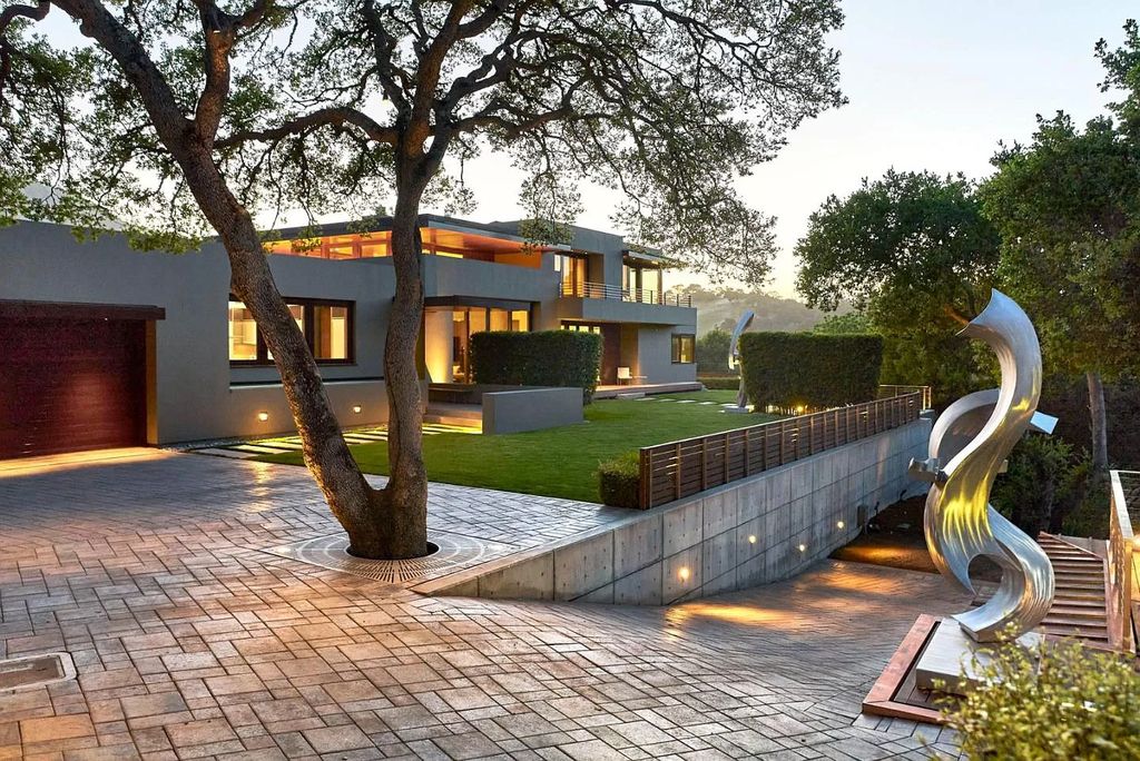 The Silicon Valley Home is a three-story dwelling with its sculptural massing of rectilinear forms and astonishing architecture now available for sale. This home located at 24301 Elise Ct, Los Altos Hills, California