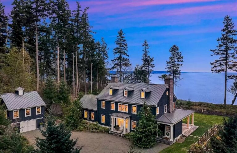 Beautiful Retreat of Classic Exterior and Sophisticated Interiors in Washington Listed at $4,250,000