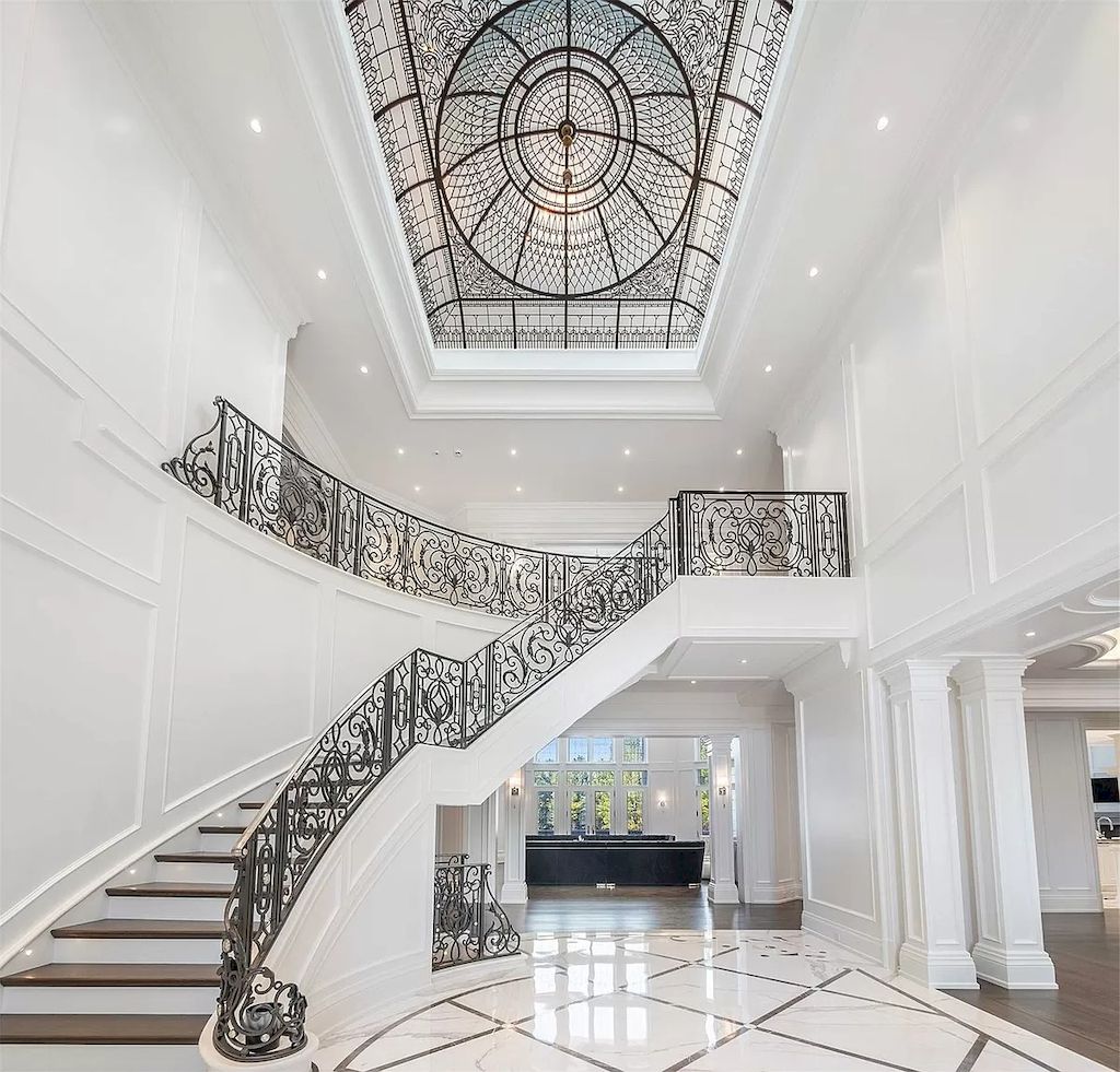 The Mansion in Ontario is an masterpiece provides the privacy and serenity you've been looking for, now available for sale. This home located at 16 Scotch Valley Dr, King, ON L7B 1L9, Canada