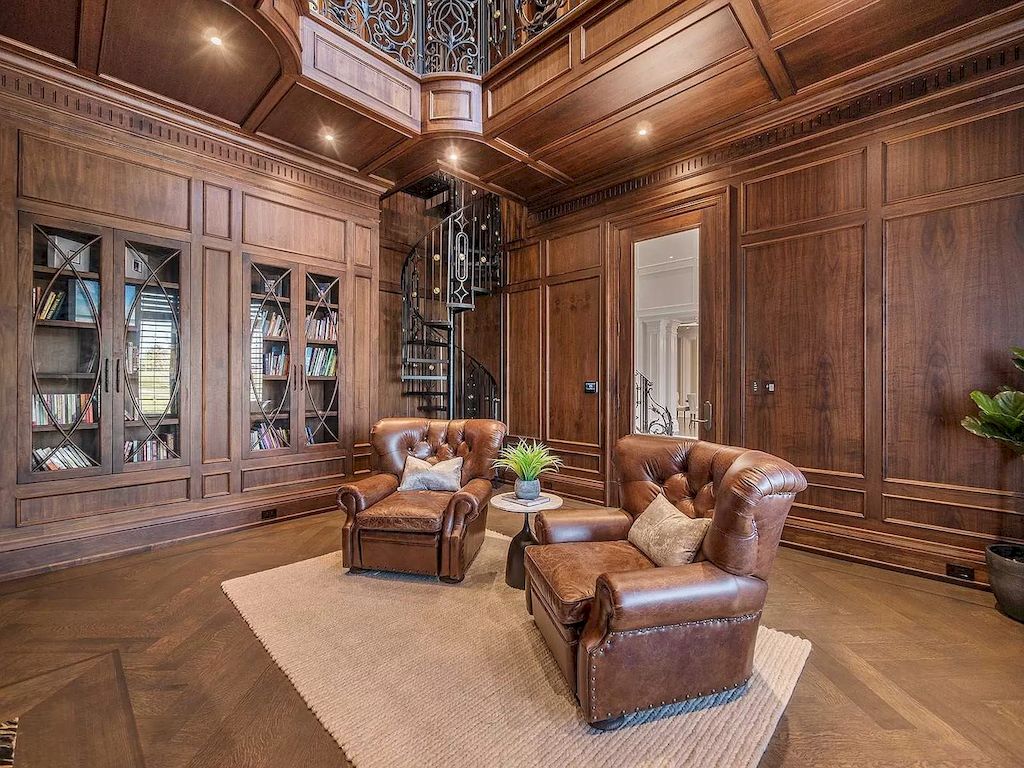 The Mansion in Ontario is an masterpiece provides the privacy and serenity you've been looking for, now available for sale. This home located at 16 Scotch Valley Dr, King, ON L7B 1L9, Canada