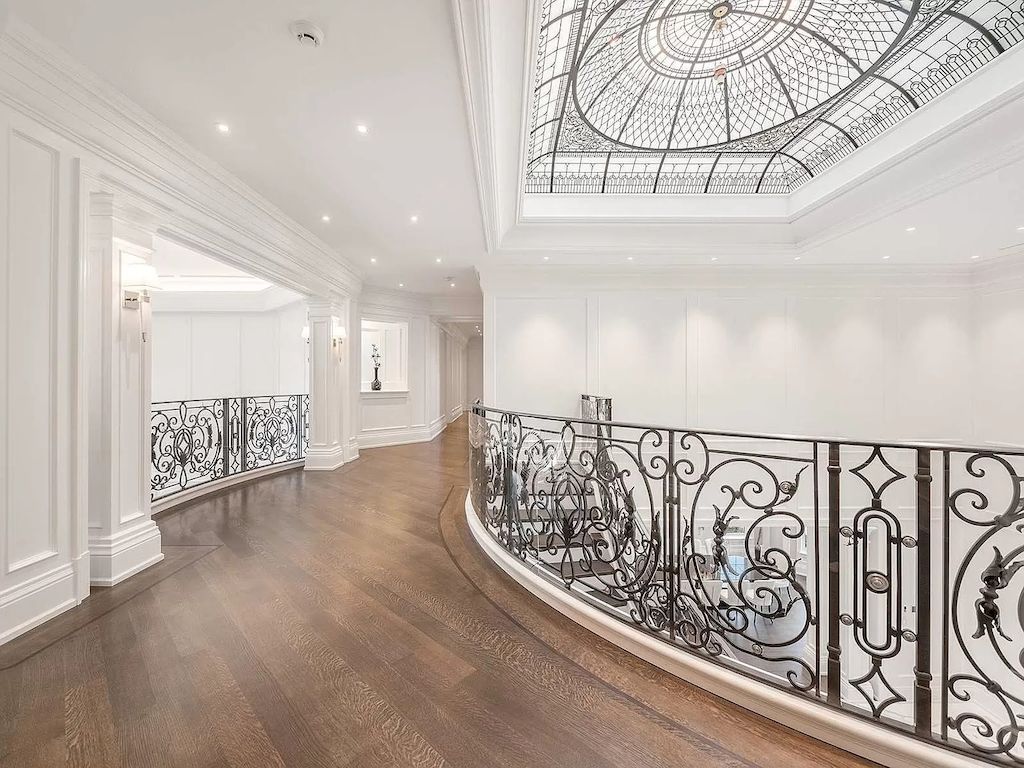 The Mansion in Ontario is an masterpiece provides the privacy and serenity you've been looking for, now available for sale. This home located at 16 Scotch Valley Dr, King, ON L7B 1L9, Canada