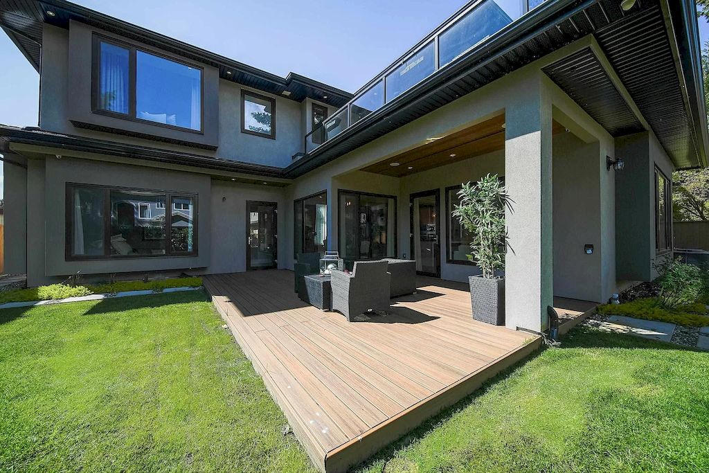 The House in Richmond is constructed of the finest materials incorporated into a modern design now available for sale. This home located at 8860 Carmichael St, Richmond, BC V6Y 2W4, Canada