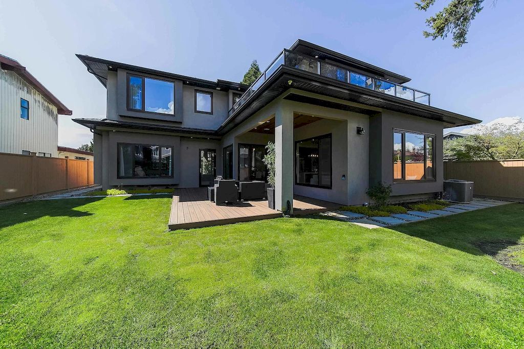 The House in Richmond is constructed of the finest materials incorporated into a modern design now available for sale. This home located at 8860 Carmichael St, Richmond, BC V6Y 2W4, Canada