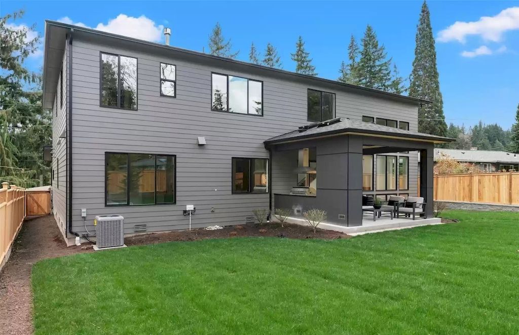 The Estate in Washington is a luxurious home with open airy floor plan filled with light now available for sale. This home located at 4141 153rd Ave SE, Bellevue, Washington; offering 05 bedrooms and 05 bathrooms with 4,490 square feet of living spaces.