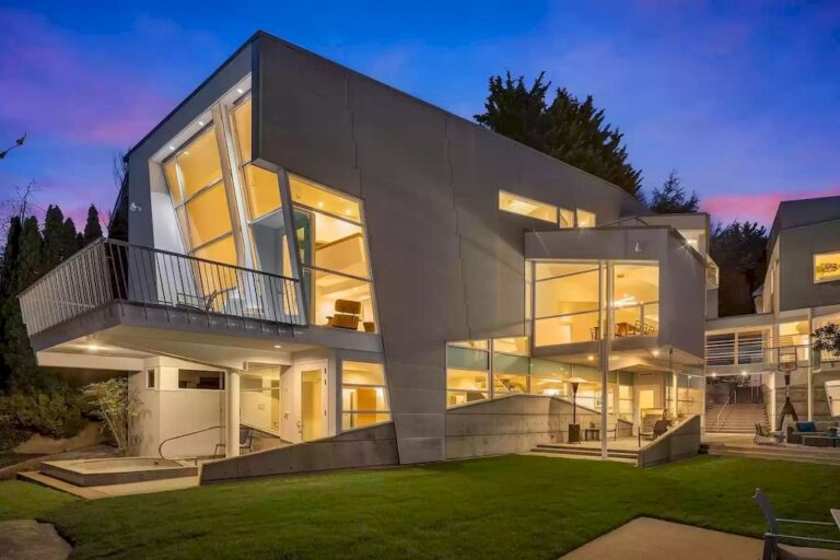 Entirely Dream Residence with Extraordinary Architecture in Washington Hits Market for $21,500,000
