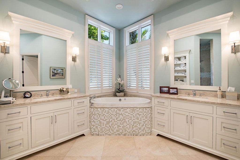 You can also refer to some other types of bathtubs to install for the dead corner of the bathroom. As in the Small Bathroom Layout Ideas above, the compact built in tub has a round shape and a base adorned with decorative stone tiles to help maximize the small yet unique bathroom space. 