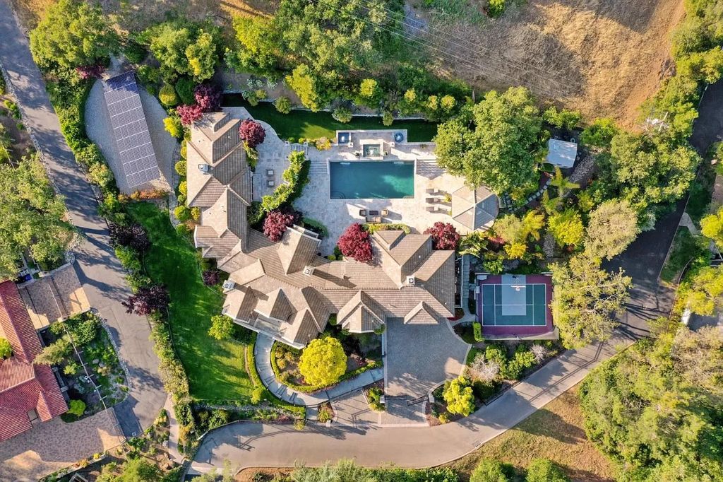 The Estate in Saratoga is perfect for the California lifestyle nestled in one of the most highly sought out neighborhoods in Saratoga now available for sale. This home located at 18929 Monte Vista Dr, Saratoga, California
