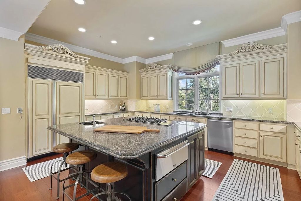 The Estate in Saratoga is perfect for the California lifestyle nestled in one of the most highly sought out neighborhoods in Saratoga now available for sale. This home located at 18929 Monte Vista Dr, Saratoga, California