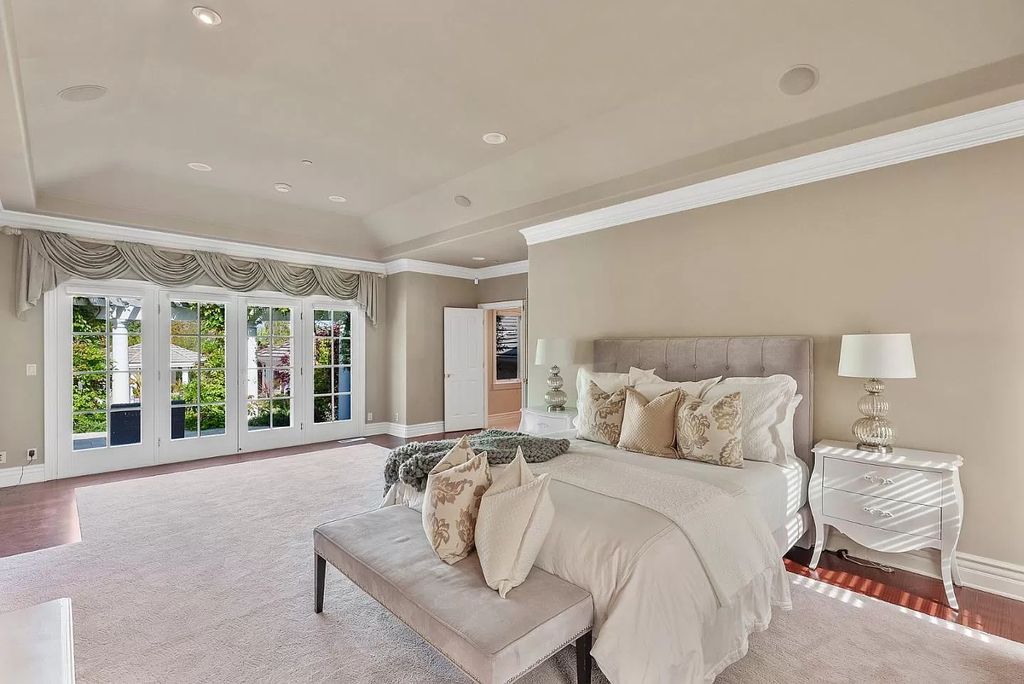 The Estate in Saratoga is perfect for the California lifestyle nestled in one of the most highly sought out neighborhoods in Saratoga now available for sale. This home located at 18929 Monte Vista Dr, Saratoga, California