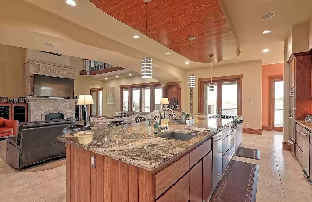 The Estate in Washington is a luxurious home providing incredible space for entertaining now available for sale. This home located at 10523 Airport Way, Snohomish, Washington; offering 05 bedrooms and 04 bathrooms with 5,830 square feet of living spaces.