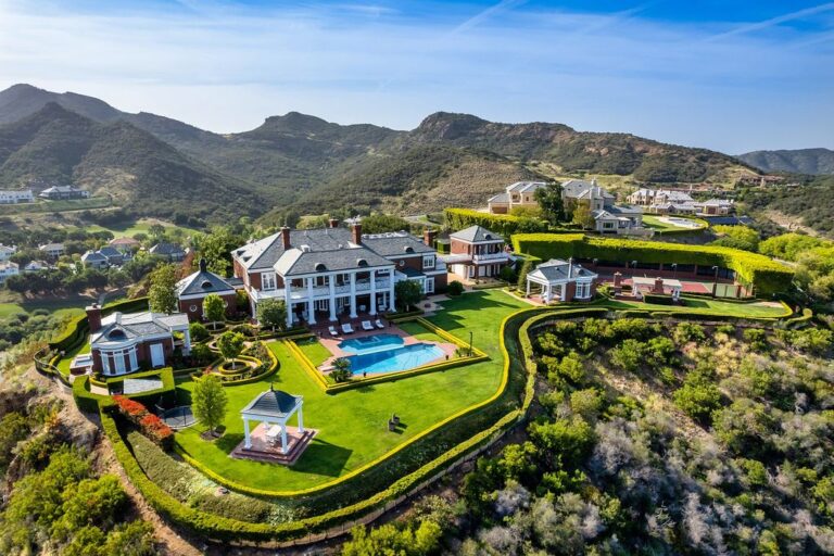 Iconic Legendary Estate in Guard gated Lake Sherwood of Thousand Oaks Comes to The Market at $22,995,000